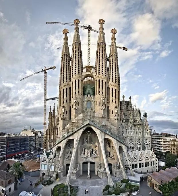 Lovely Double Apartment - Sagrada Familia Barcelona Spain